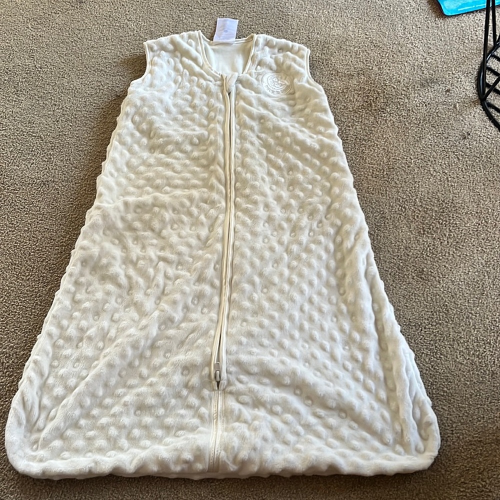 Halo fluffy sleep sack